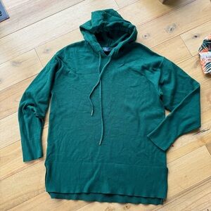 Tek Gear Forest Green Swaeter Hoodie women’s size medium‎